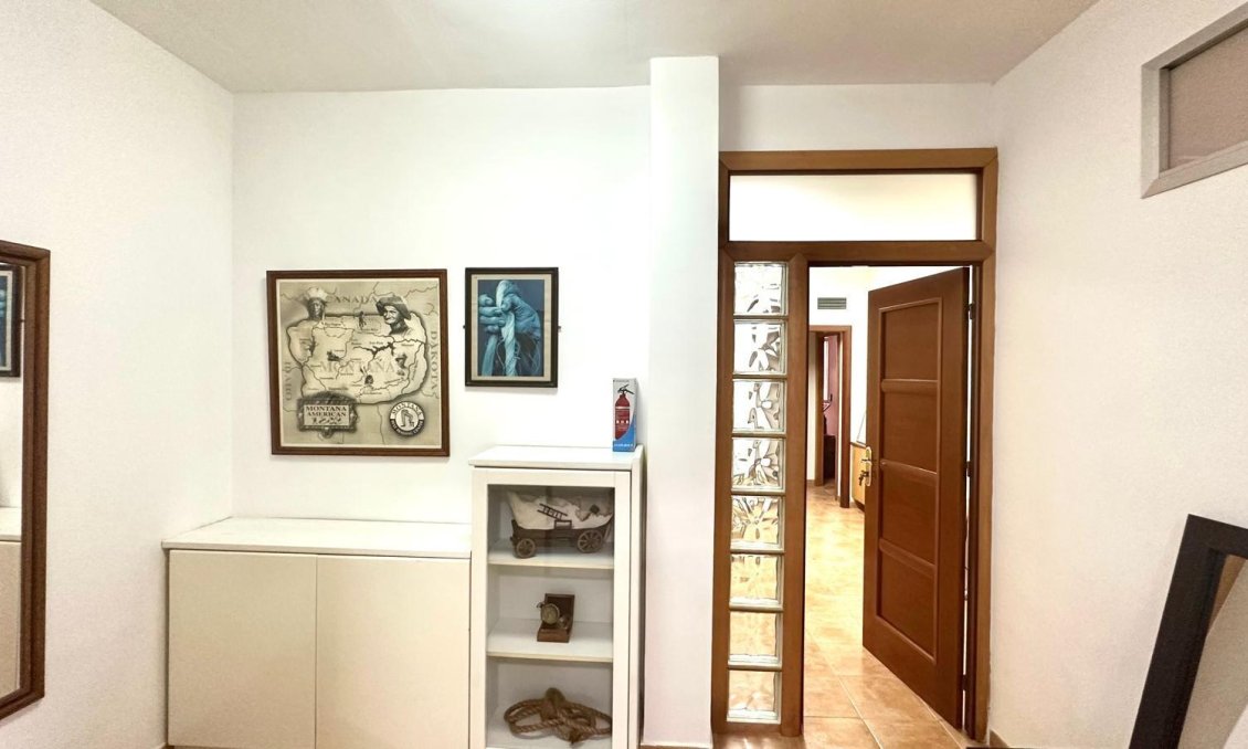 Revânzare - Apartament -
Torrevieja