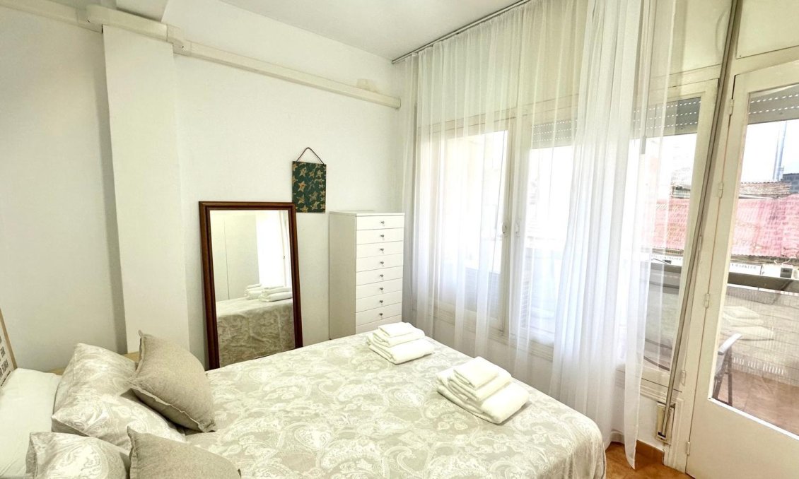 Revânzare - Apartament -
Torrevieja