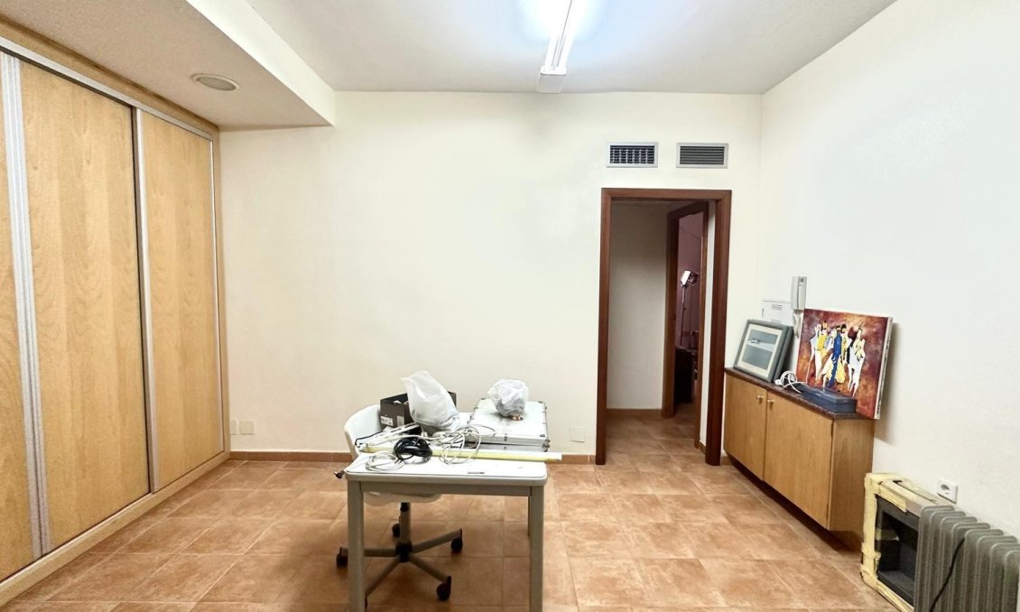 Revânzare - Apartament -
Torrevieja