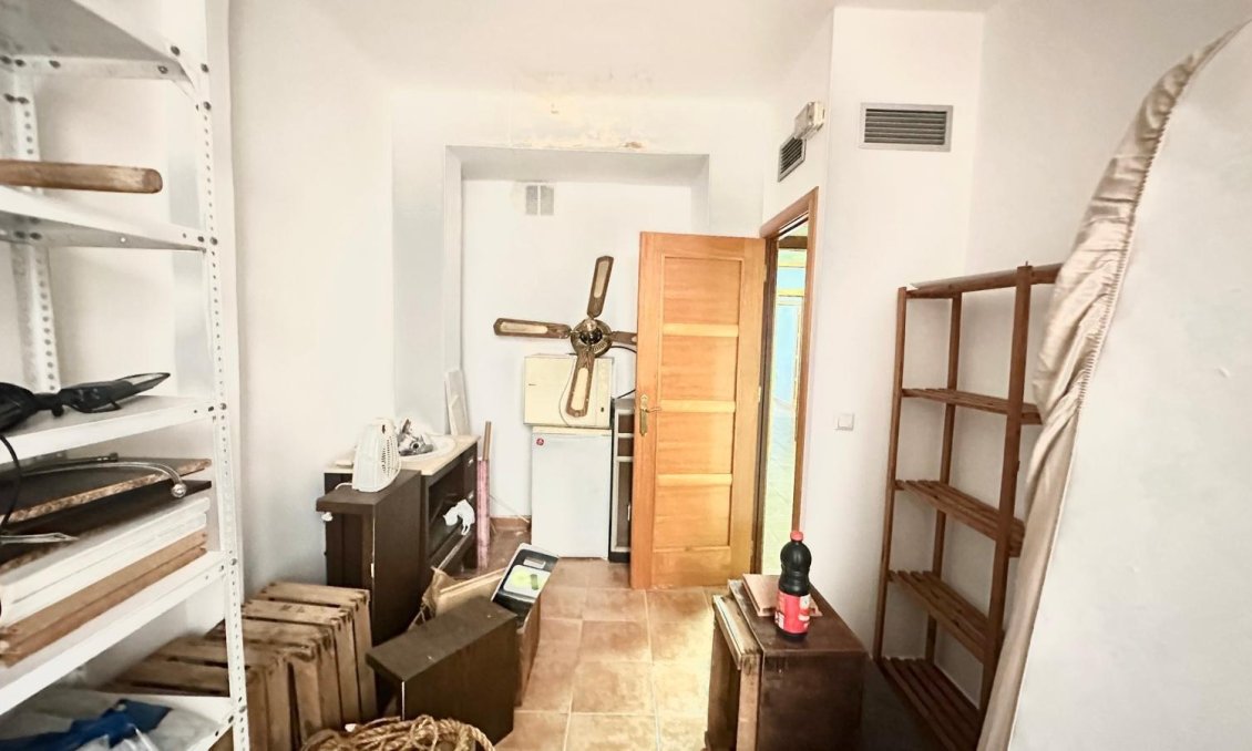 Revânzare - Apartament -
Torrevieja