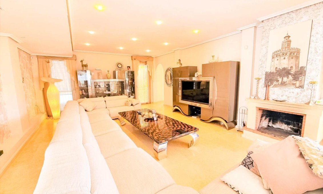 Revânzare - Vilă -
Torrevieja - Torre La Mata