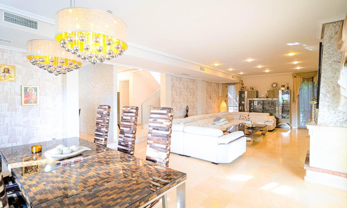 Revânzare - Vilă -
Torrevieja - Torre La Mata