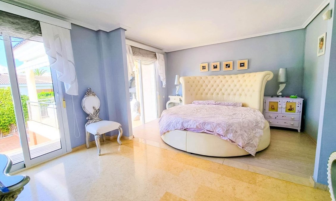 Revânzare - Vilă -
Torrevieja - Torre La Mata