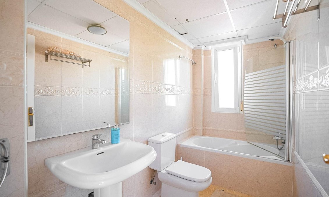 Revânzare - Vilă -
Torrevieja - Torre La Mata