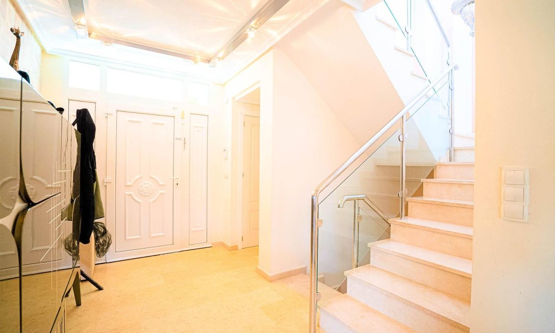 Revânzare - Vilă -
Torrevieja - Torre La Mata