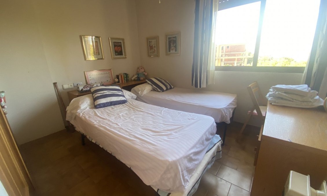 Resale - Villa -
Cartagena - Isla Plana