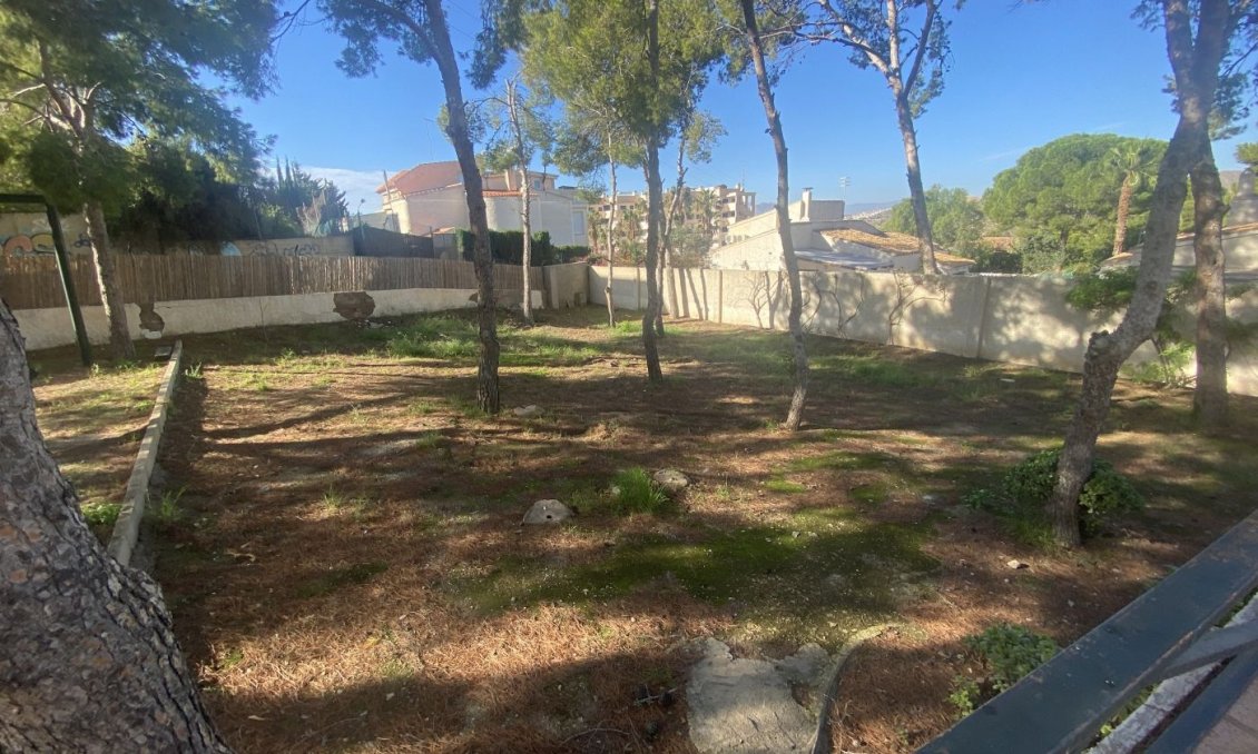 Resale - Villa -
Cartagena - Isla Plana