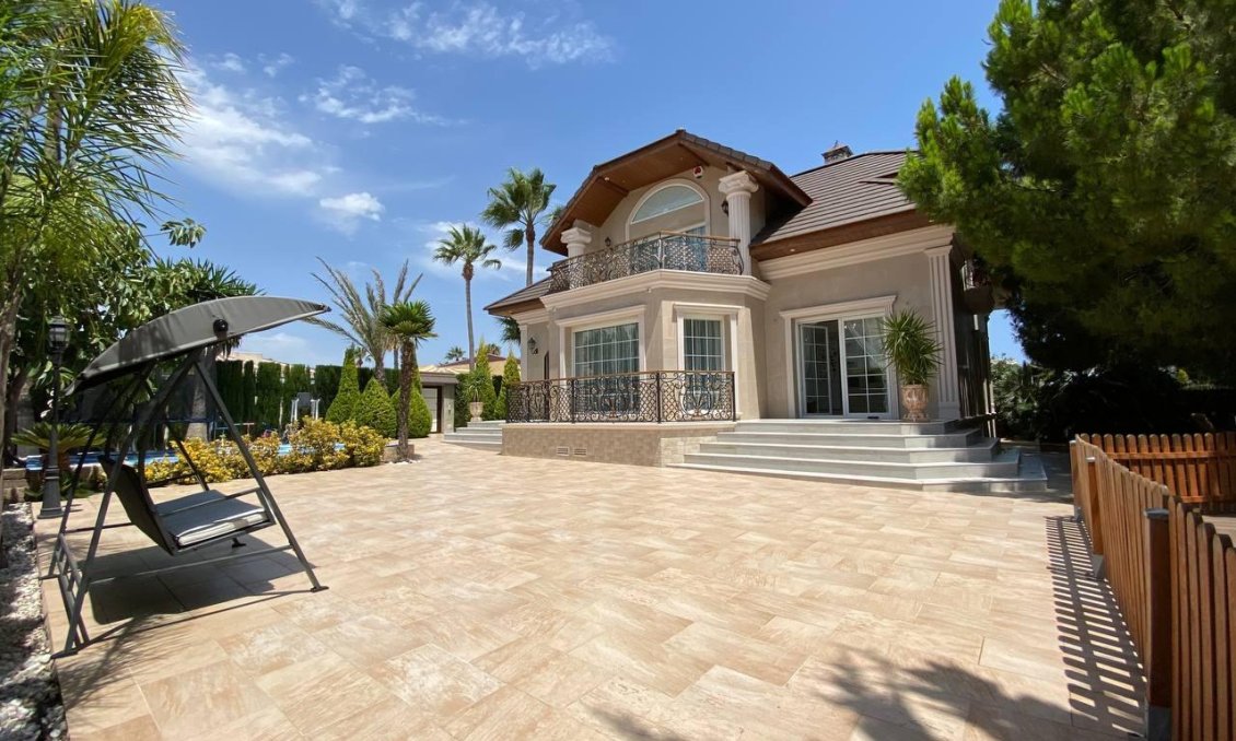 Használt Ingatlanok - Villa -
Benijofar - Ciudad Quesada