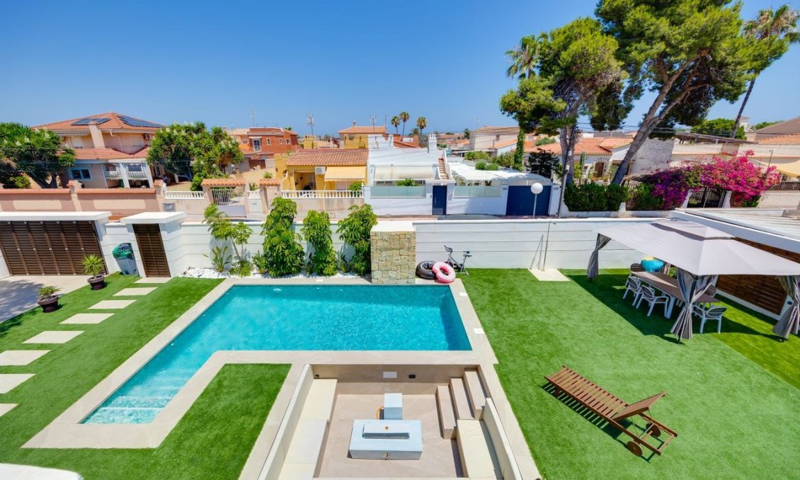 Revânzare - Vilă -
Torrevieja - Costa Blanca