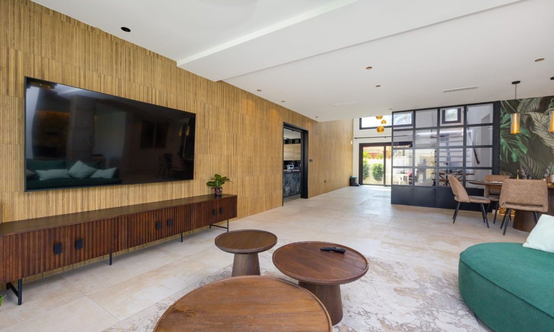 Revânzare - Vilă -
Torrevieja - Costa Blanca