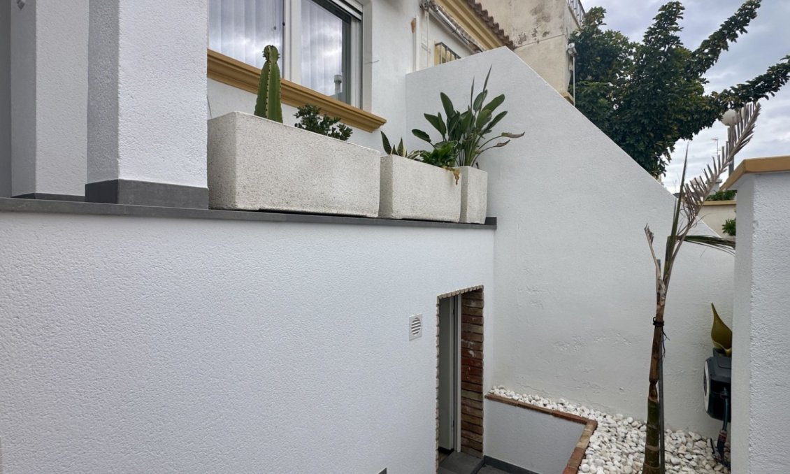 Wiederverkauf - Town House -
Orihuela Costa - Costa Blanca