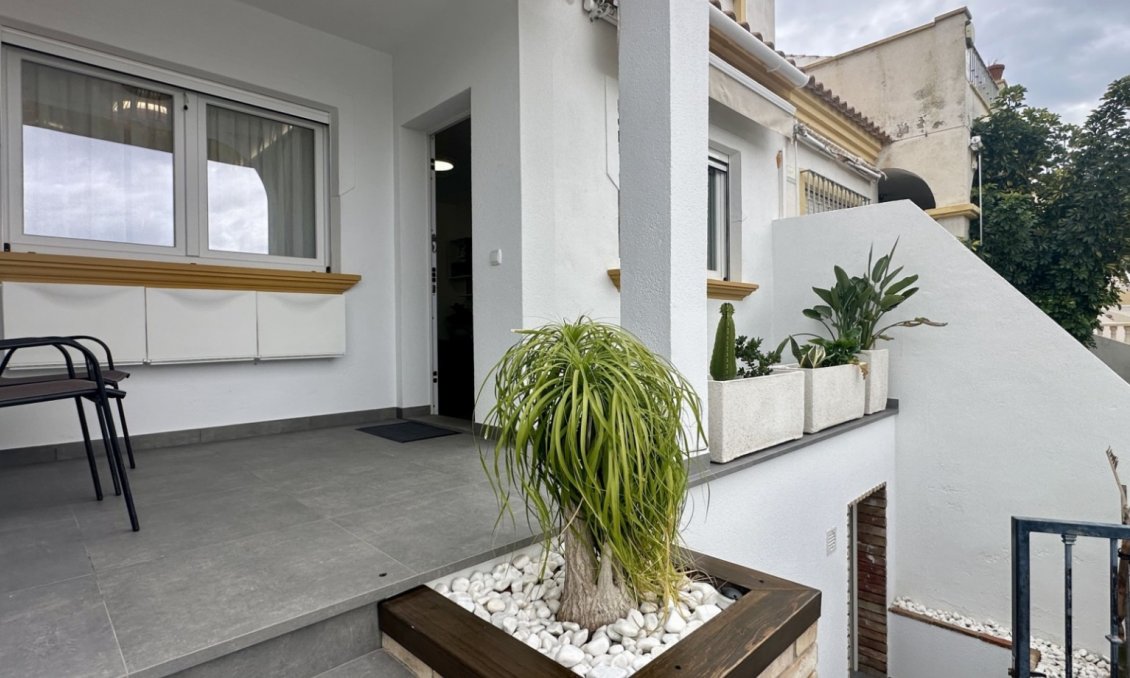 Wiederverkauf - Town House -
Orihuela Costa - Costa Blanca