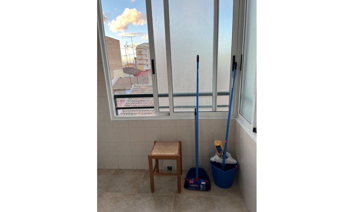 Revânzare - Apartament -
Almoradí - Centro Urbano 2