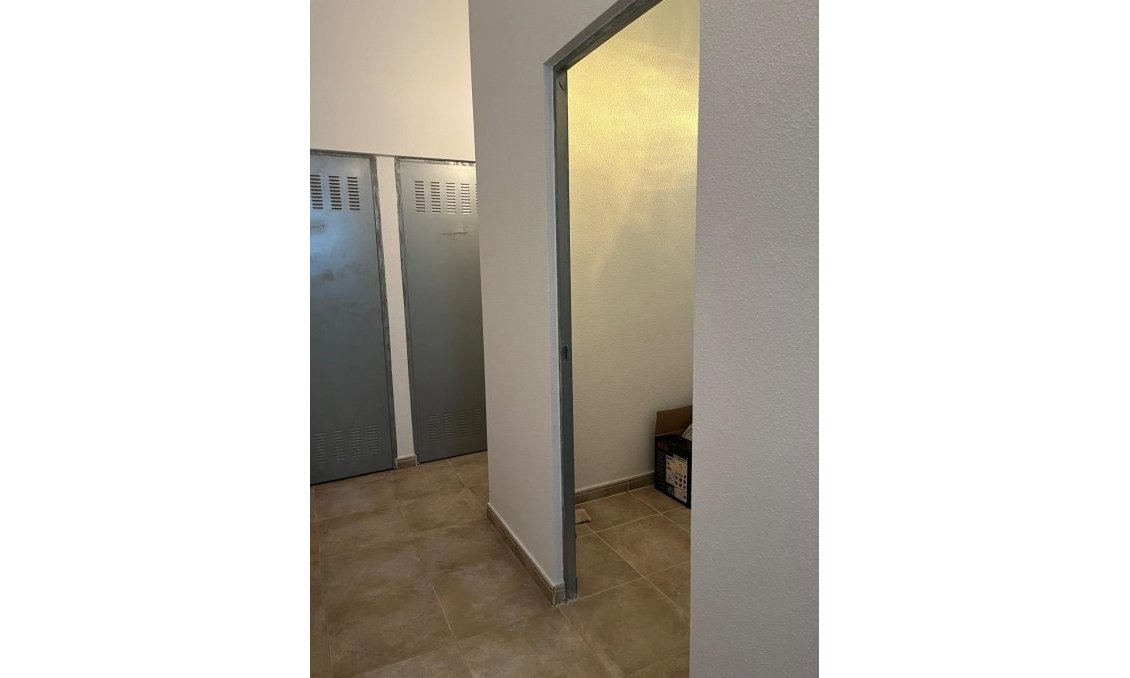 Revânzare - Apartament -
Almoradí - Centro Urbano 2