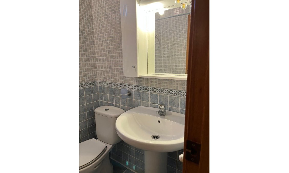 Revânzare - Apartament -
Almoradí - Centro Urbano 2