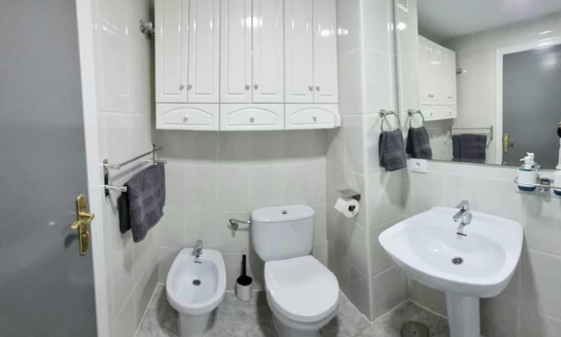 Resale - Apartment -
Puerto de Mazarron - Paseo