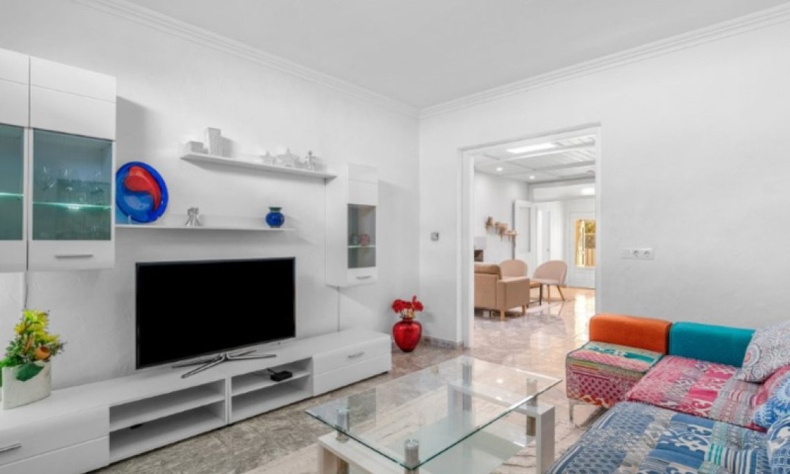 Resale - Villa -
Rojales - Ciudad Quesada