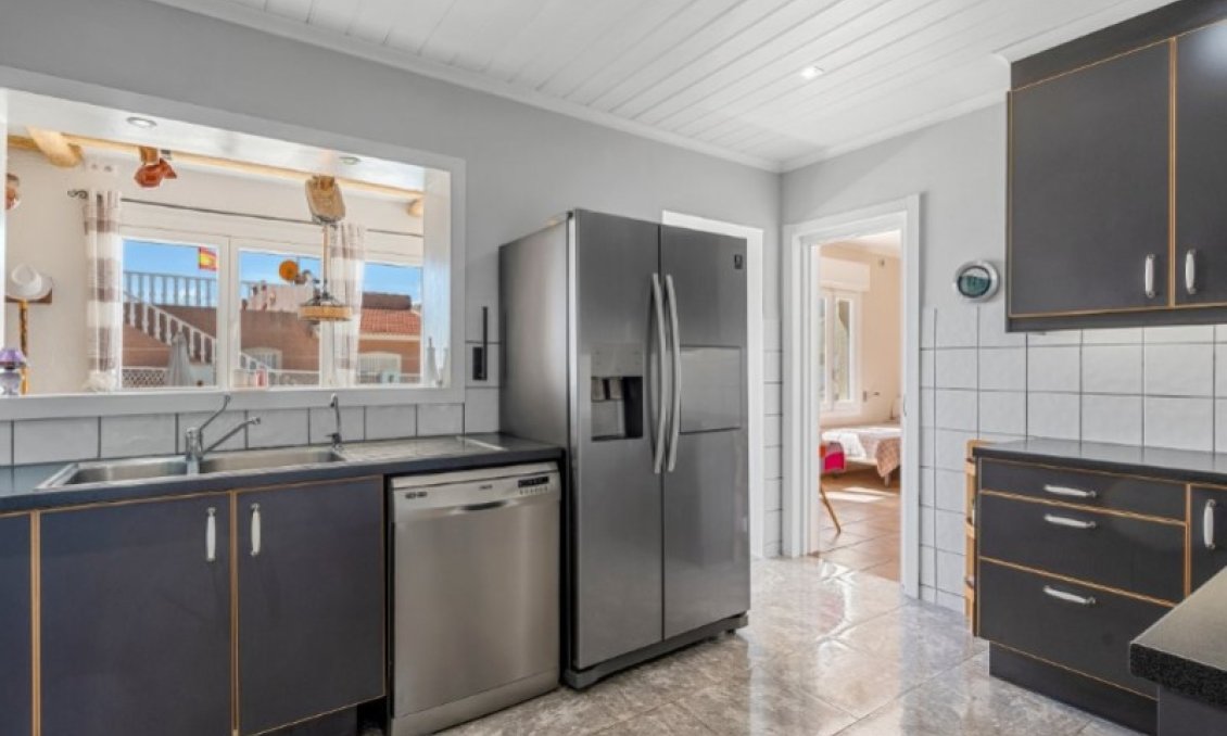 Resale - Villa -
Rojales - Ciudad Quesada