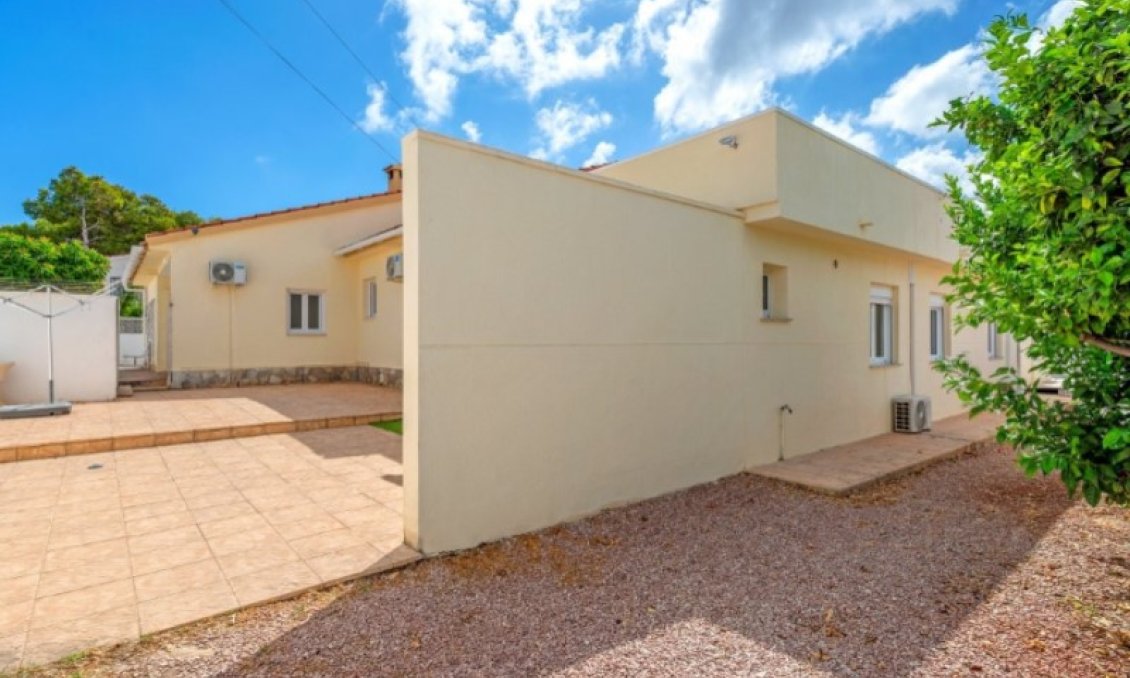 Resale - Villa -
Rojales - Ciudad Quesada