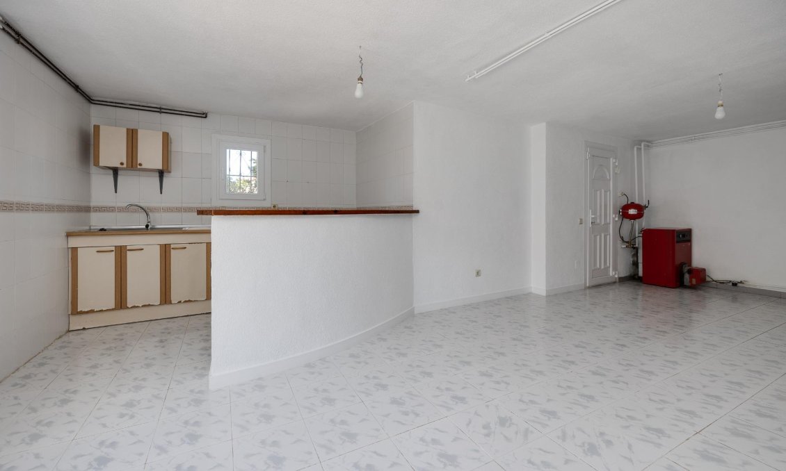 Segunda mano - Villa -
Torrevieja - La Siesta - El Salado - Torreta