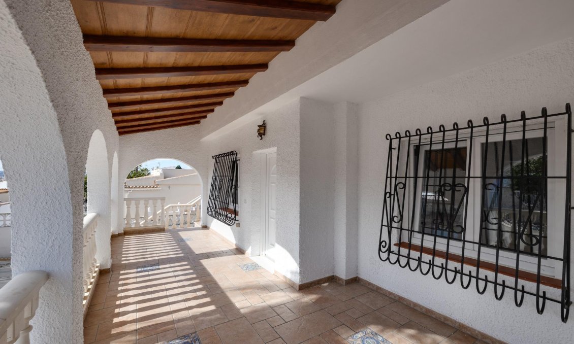 Segunda mano - Villa -
Torrevieja - La Siesta - El Salado - Torreta