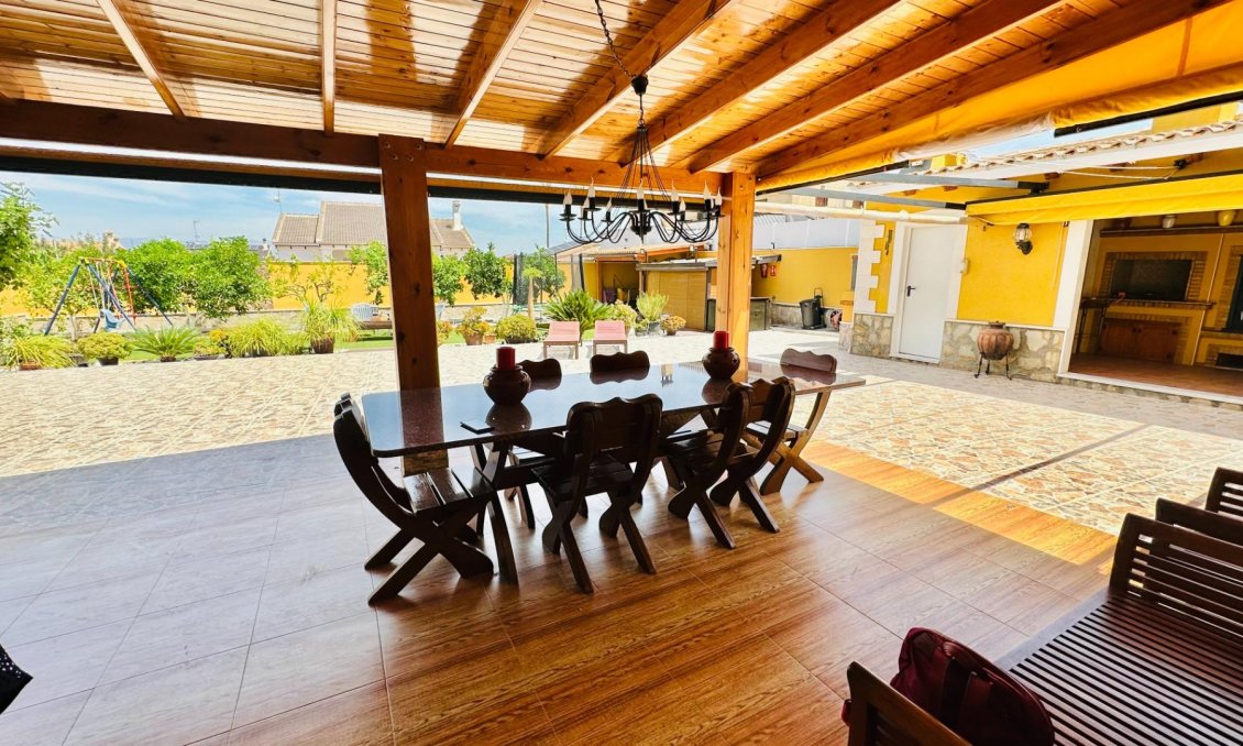 Revente - Villa -
Orihuela - Urb. Montepinar