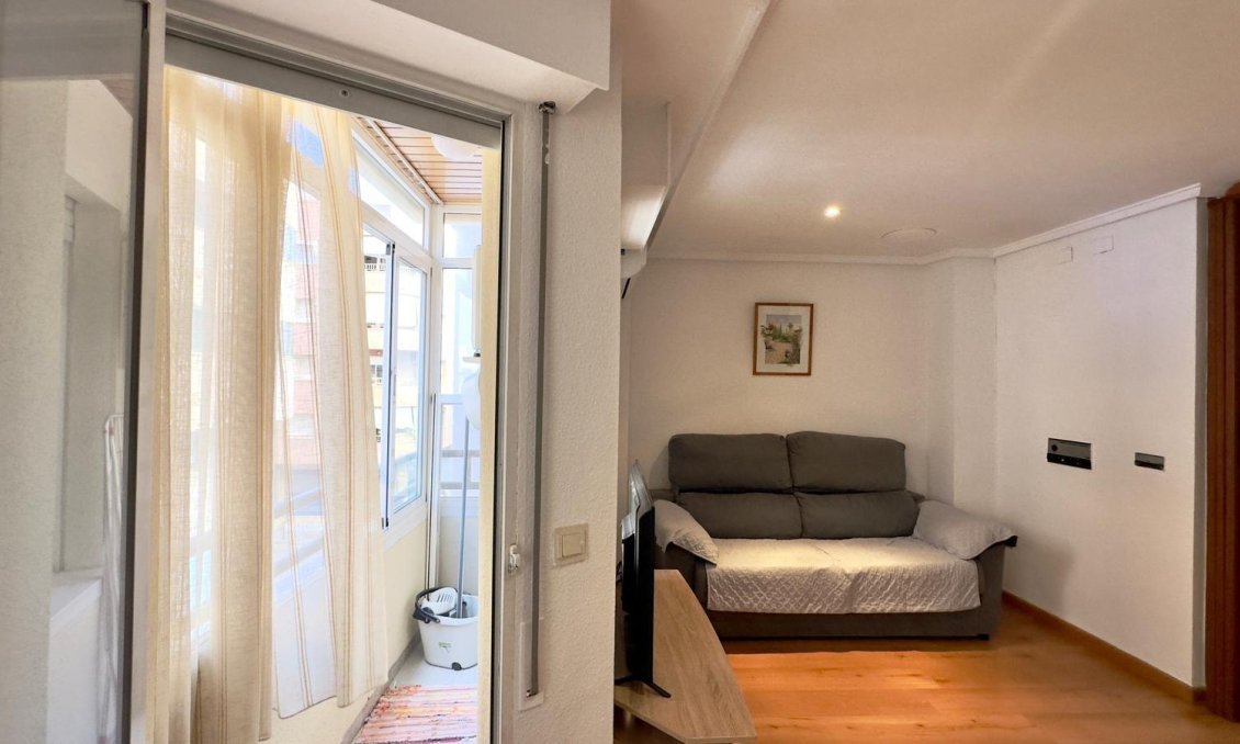 Revente - Appartement -
Torrevieja