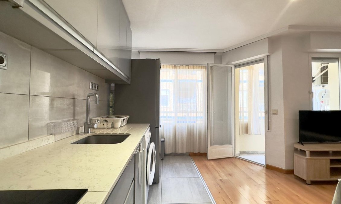 Revente - Appartement -
Torrevieja