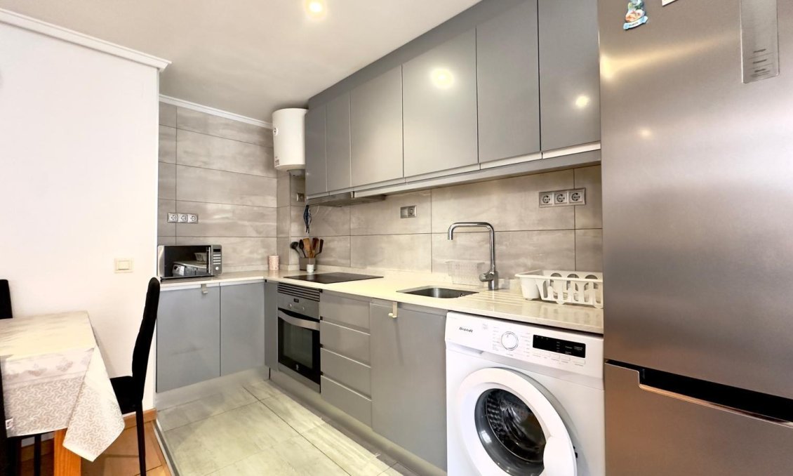 Revente - Appartement -
Torrevieja