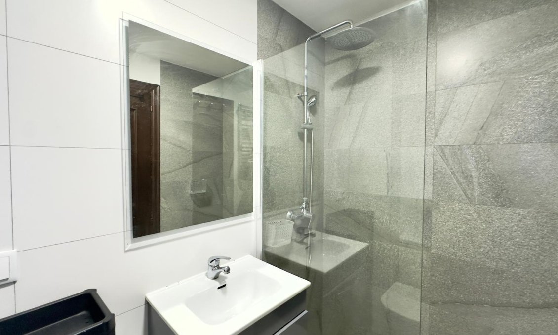 Revente - Appartement -
Torrevieja