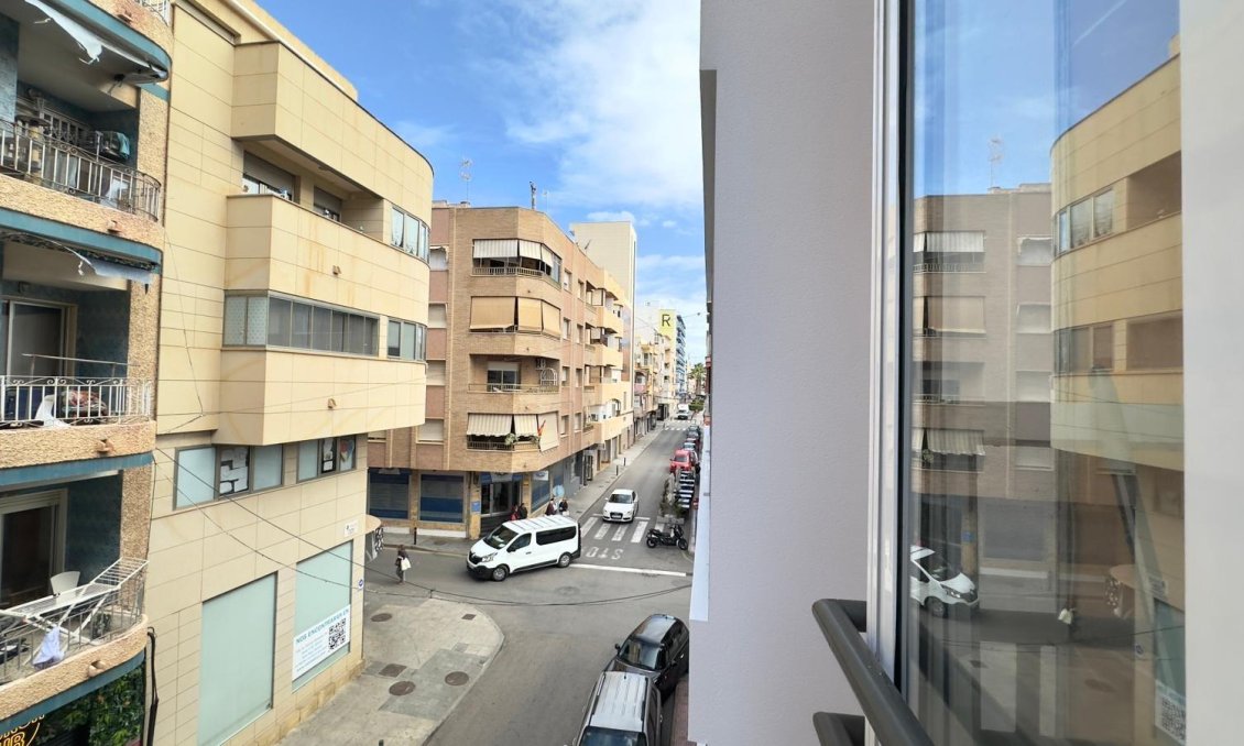 Revente - Appartement -
Torrevieja