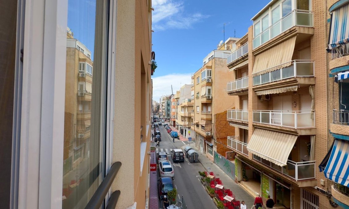 Revente - Appartement -
Torrevieja