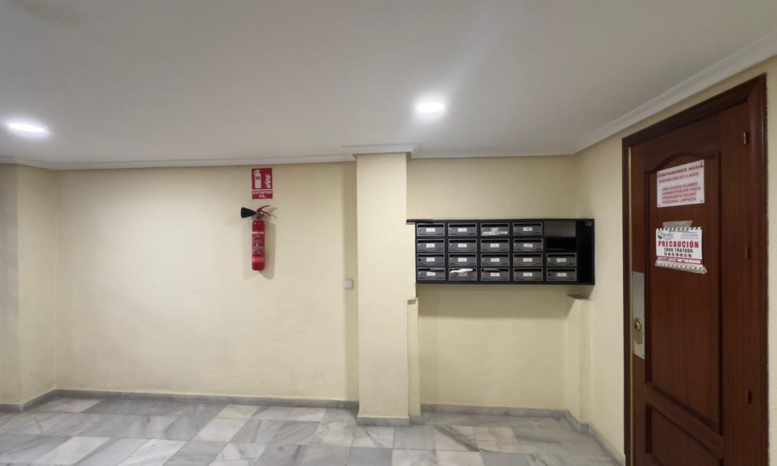 Revente - Appartement -
Torrevieja