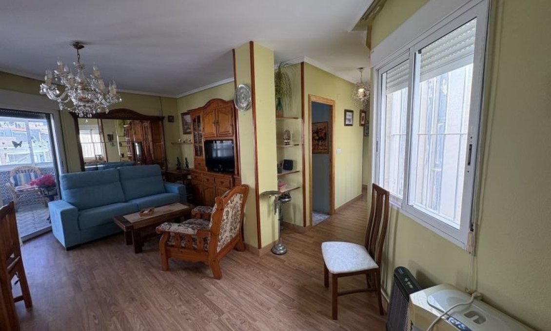 Wiederverkauf - Wohnung -
Torrevieja - Costa Blanca