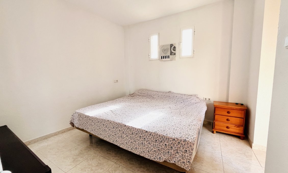 Használt Ingatlanok - Apartman -
San Miguel de Salinas - Inland