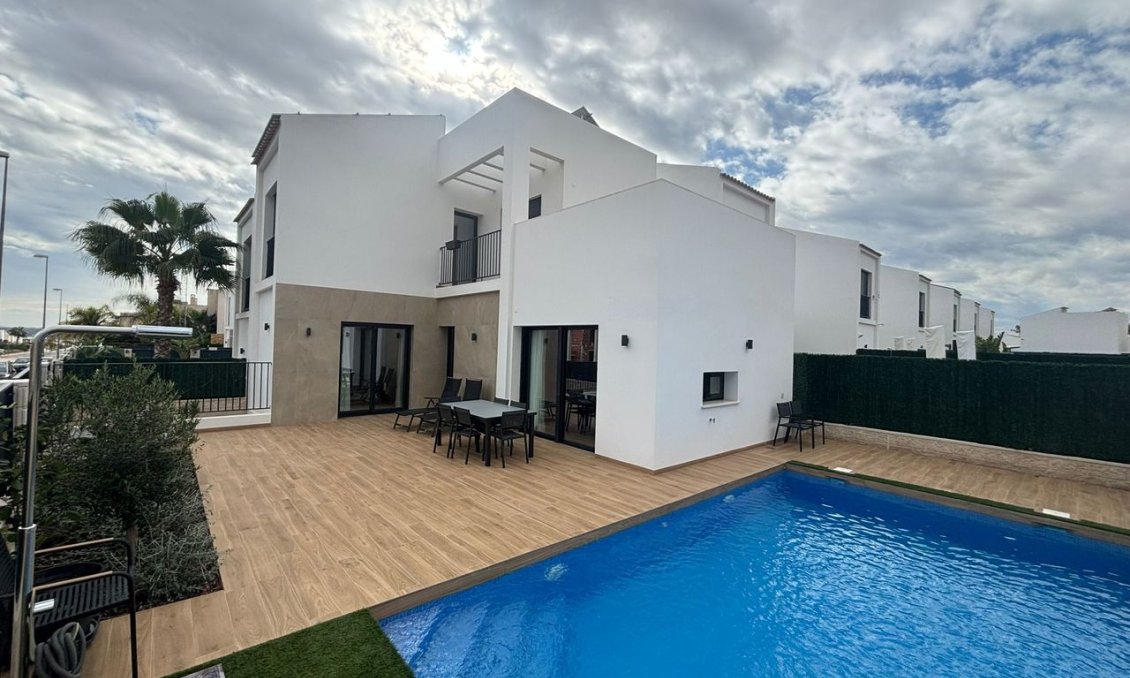 Revânzare - Vilă -
Ciudad Quesada - Costa Blanca