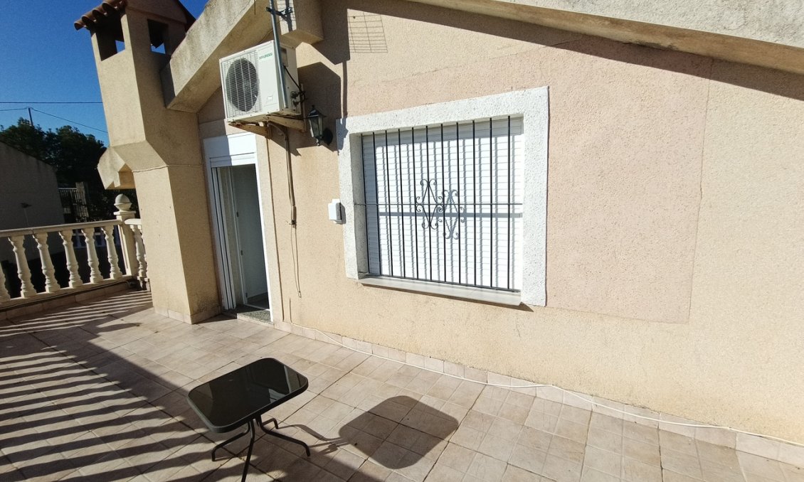 Használt Ingatlanok - Villa -
Canadas De San Pedro - Inland