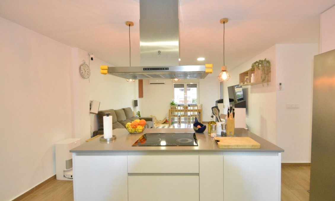 Használt Ingatlanok - Apartman -
Guardamar del Segura - Costa Blanca