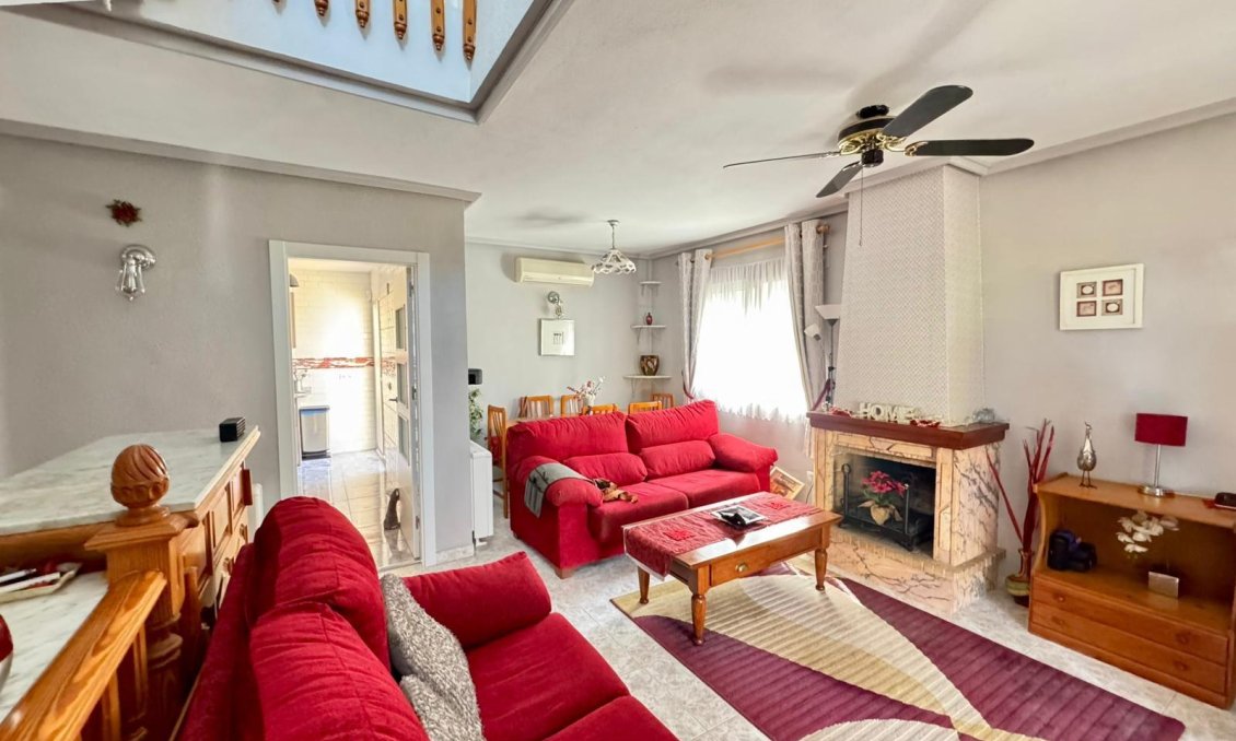 Revânzare - Vilă -
Torrevieja - Costa Blanca