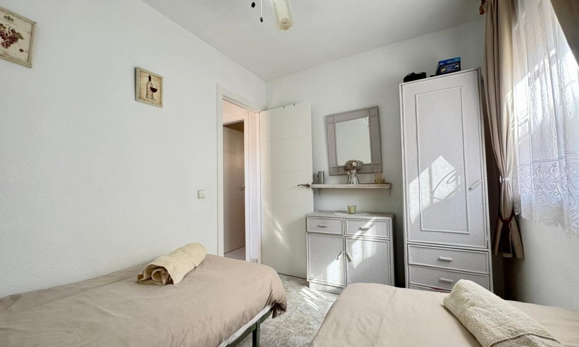 Revânzare - Vilă -
Torrevieja - Costa Blanca