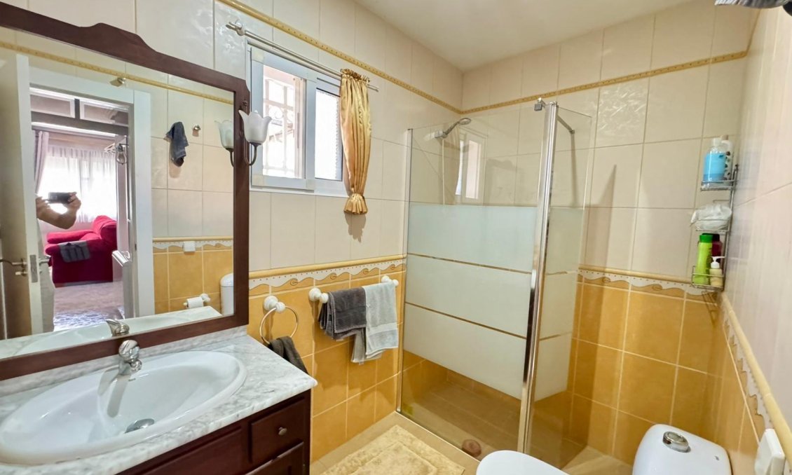 Revânzare - Vilă -
Torrevieja - Costa Blanca