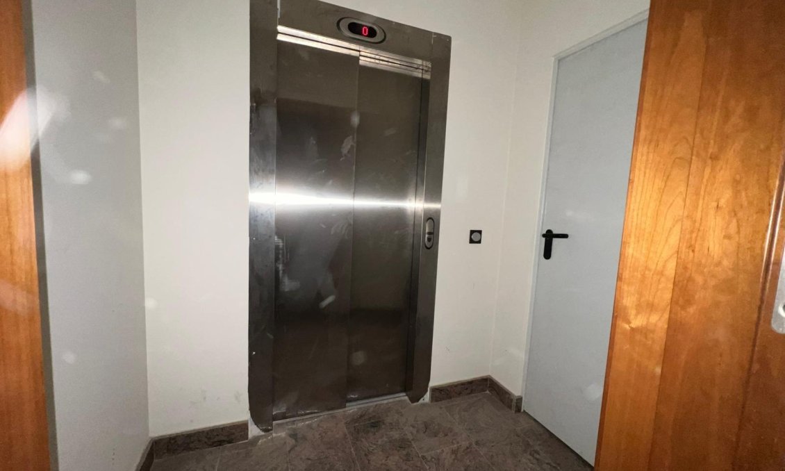 Használt Ingatlanok - Apartman -
Torrevieja - Centrum