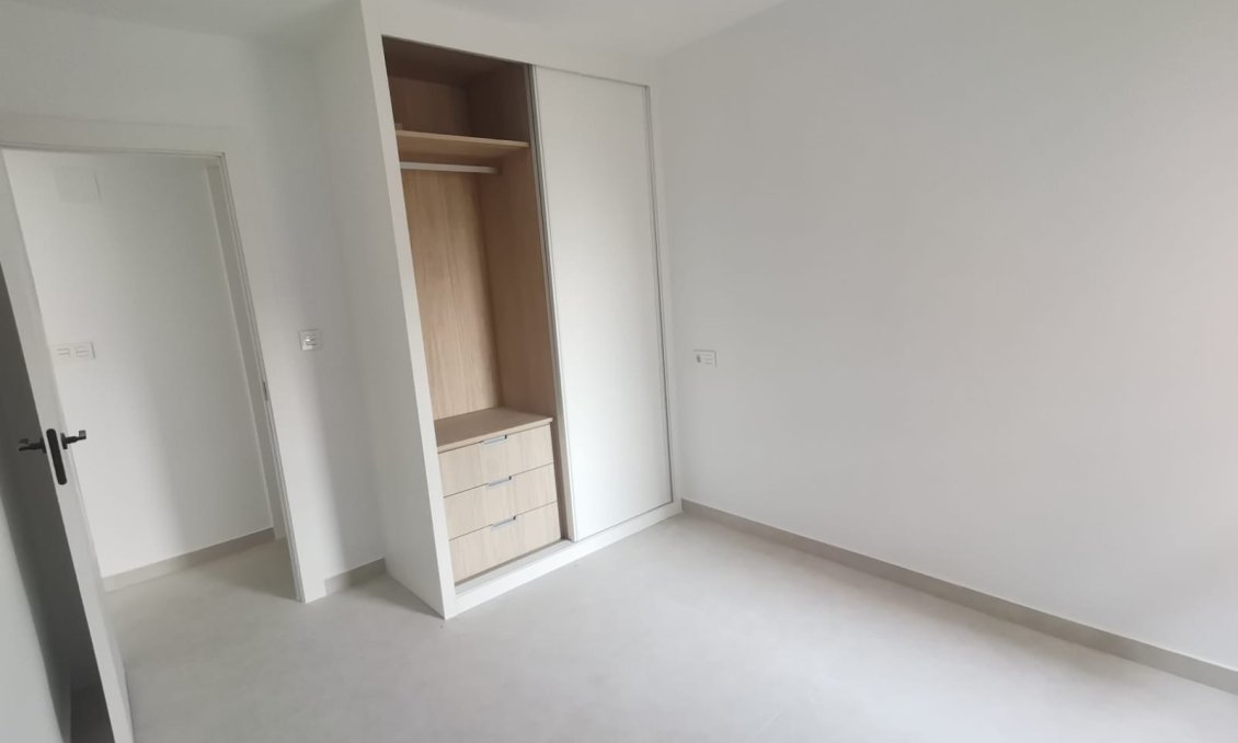 Revânzare - Apartament -
Torrevieja - Costa Blanca