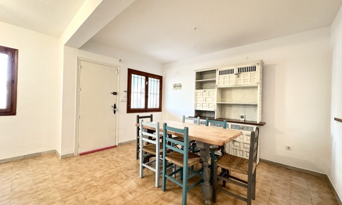 Resale - Town House -
Torrevieja - Costa Blanca