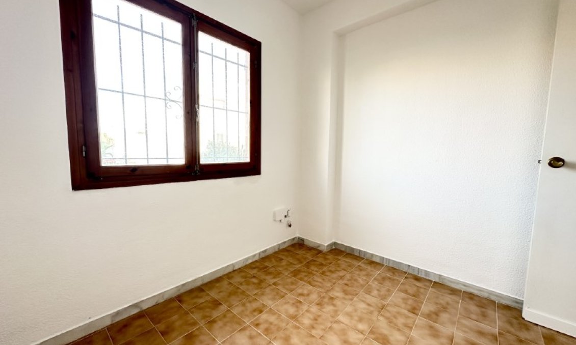 Resale - Town House -
Torrevieja - Costa Blanca