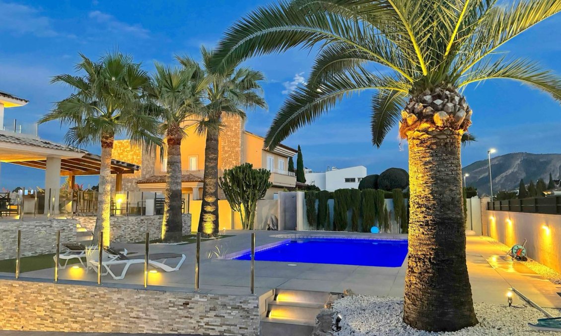 Revente - Villa -
Alfas del Pí - Costa Blanca