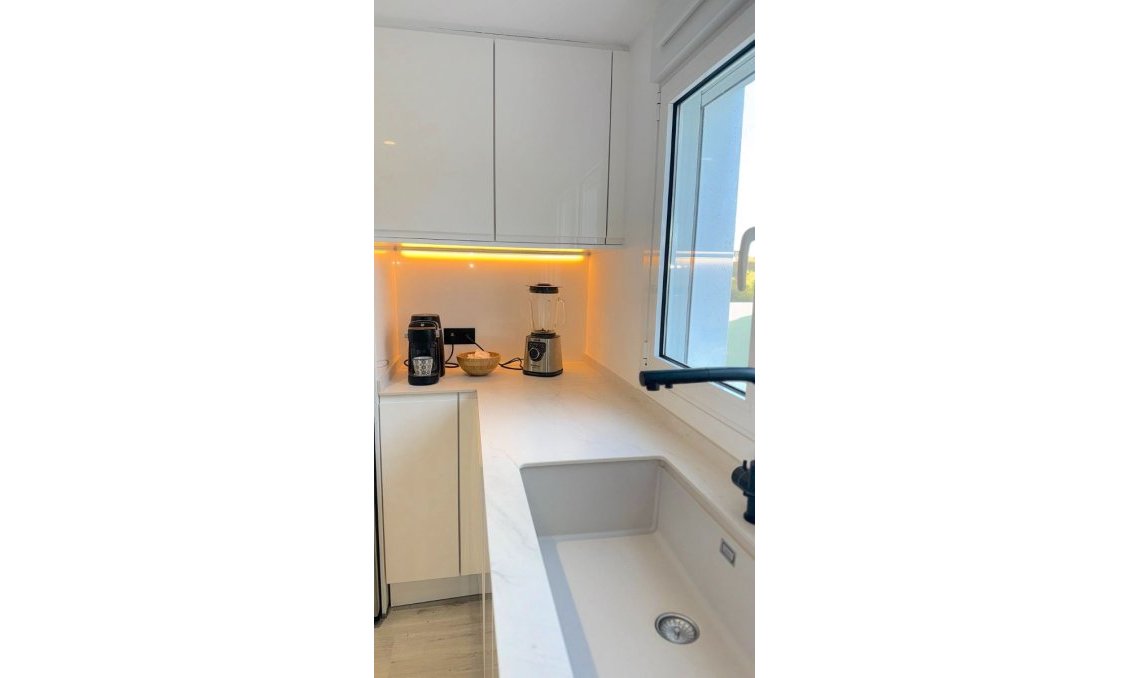 Revente - Villa -
Alfas del Pí - Costa Blanca