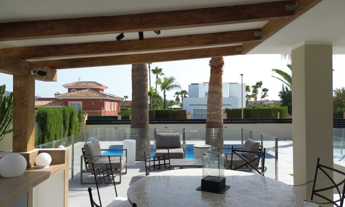 Revente - Villa -
Alfas del Pí - Costa Blanca