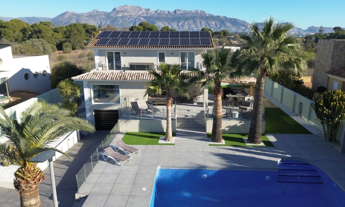 Revente - Villa -
Alfas del Pí - Costa Blanca