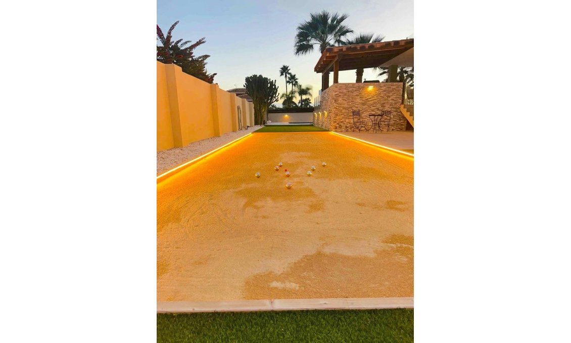 Revente - Villa -
Alfas del Pí - Costa Blanca